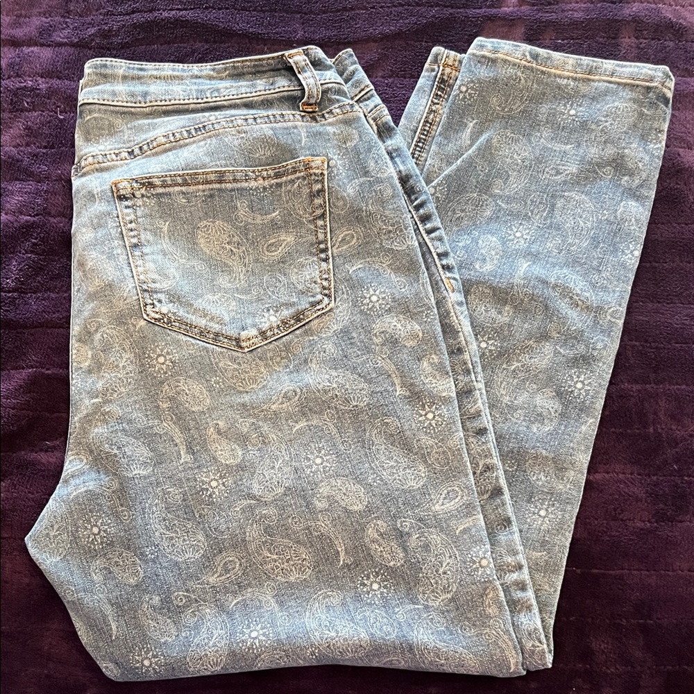 Westport Blue Paisley-Print Ankle Jeans